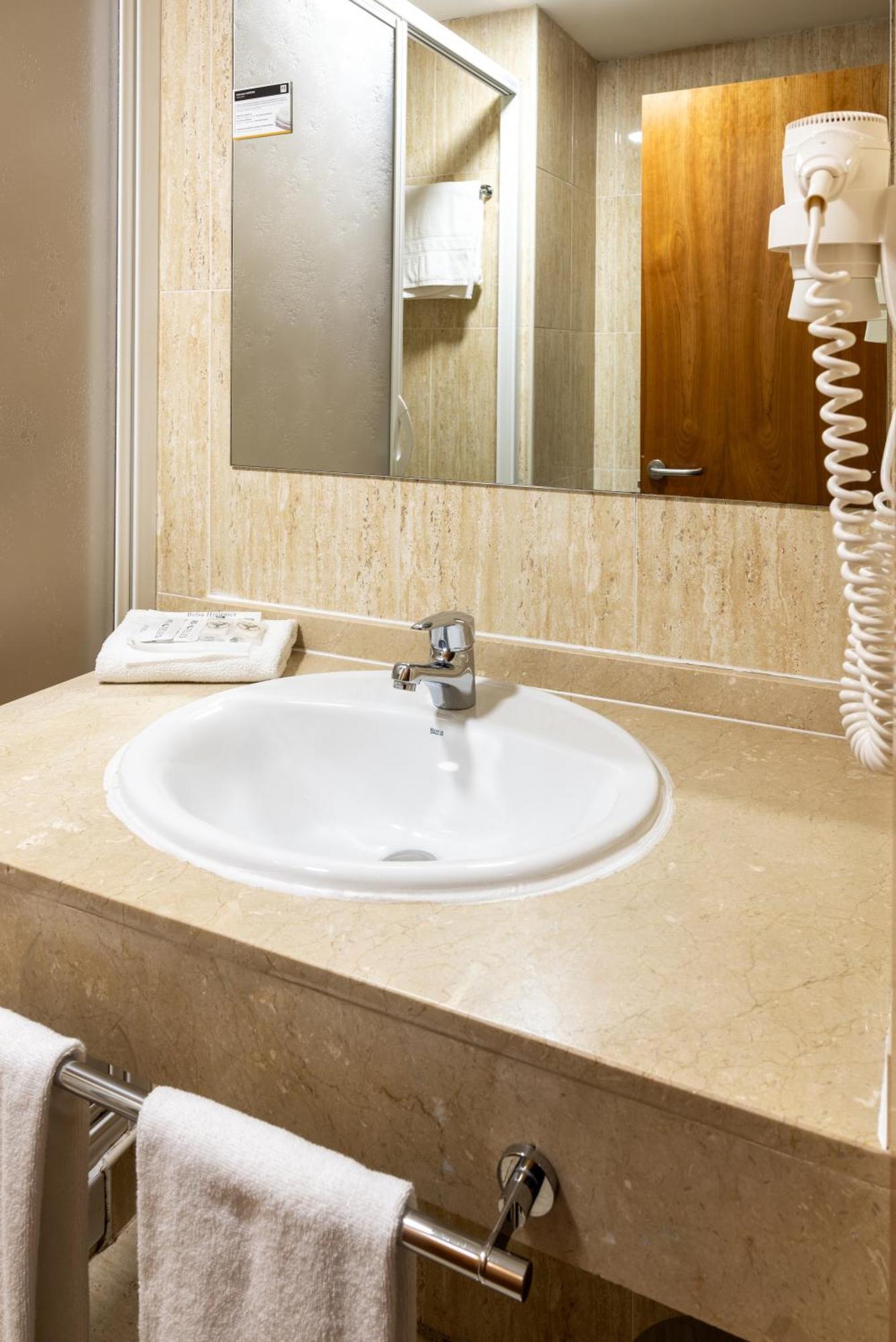 As Hoteles Ponferrada Columbrianos 외부 사진